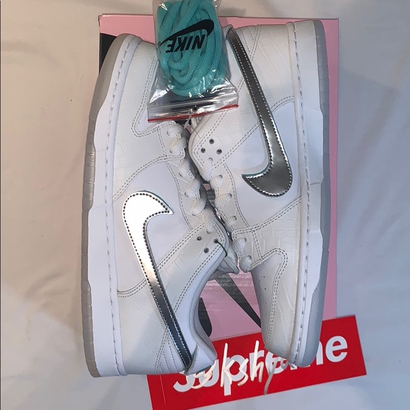 Nike SB Dunk Low Diamond Supply Co White Diamond